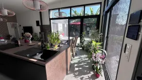 New house, hot tub, patio, close to beaches and shops - Image 2