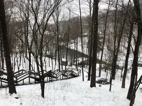 Lakefront  property, spacious family retreat with private dock, hot tub & kayak - Image 2