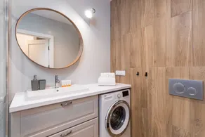 Exclusive Apartment | Sauna | Parking. - Image 4
