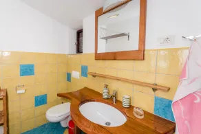 Nice villa direct on sea,surrounded with lot of mediterranean plants,two minutwe - Image 2