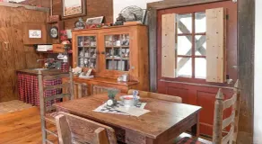 Santa Fe Railcar Cabin - River Access - Image 3