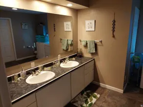 NEW!!! The Uptown Oasis...seconds from Uptown Marion!!!  - Image 3