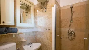 Holiday apartment with sea view - Image 3