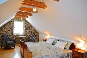 Cozy Family Friendly Country Cottage Panoramic View Northern Balaton 92m2 - Image 5