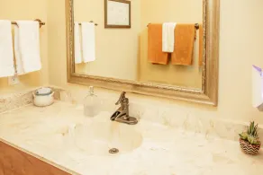 Lake Lure Cozy Mountain Studio @ Rumbling Bald Resort🌟Pools🌟Golf🌟Spa🌟Dining🌟 - Image 3