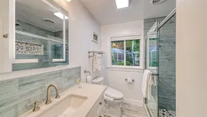 7 minute walk to Siesta Key beach.  Large heated pool/spa. Very private.1/2 acre - Image 3