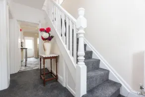 Superior three bedroom house with sea view - Image 2