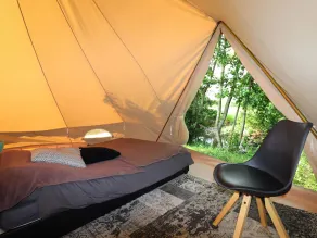 Beautiful safari tent in Twijzel with terrace - Image 5