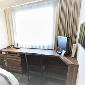 Kochi Pacific Hotel - Image 2