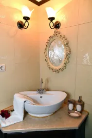 Bella Vista Apartment - Image 4