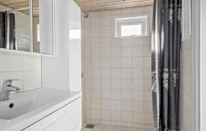 Four-Bedroom Holiday Home In Thyboron - Image 5