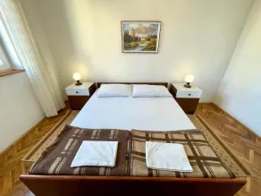 Apartment Luky 6 - Image 3