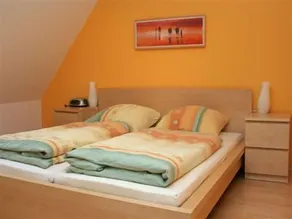 Lovingly furnished two-room apartment (approx. 40 m2) - Image 3