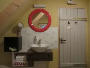 Appartamento vacanze 'Koras Dachkammer' con giardino privato - Image 2