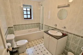 Propriété 2 Cornish Bed avec vue imprenable sur la mer située sur le terrain de golf de Porthpean - Image 3