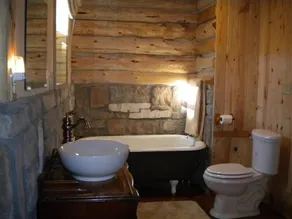 Lake Cabin on the Bluff - Image 4