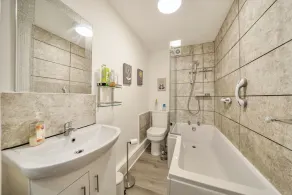 Cozy Lodge sleeps 4 in Barton-upon-Humber - Image 2