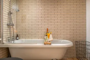 Bluebell Copse Cottages New Forest with hot tub.  - Image 4