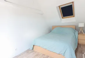 Apartment in the center of town with parking - Image 3