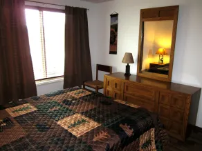 Morning Glory-comfortable Yellowstone retreat; just minutes from YNP West Gate - Image 5