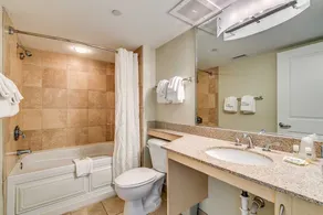 · Luxury 2 Bedroom King Condo - Free Wifi, Pool, Hot Tub, Lazy River! - Image 3