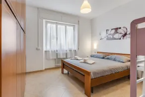 Appartement avec jardin et 10 lits, à 50 mètres de la plage - Image 5