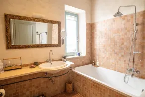 Villa in Agello - Image 3