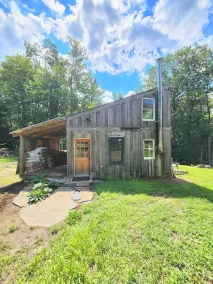 Cabin Retreat in Southern Vermont - Image 5