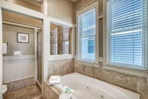 FRANGISTA FINALE-GORGEOUS BEACH FRONT HJEM, NY REMODELED, 2 POOLS !! - Image 5