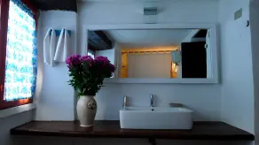 Kleine charmante Wohnung in einem Bauernhaus aus dem 16. Jahrhundert. 10 km von Gubbio entfernt. - Image 3
