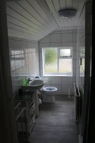 Characteristic Seaview Chalet Style, Home from Home - Image 5