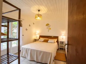 Charming Cottage with Pool, Near Vineyards and Historic Towns - Image 4