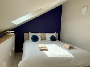 Premium Couples Lodge with jacuzzi - Image 4