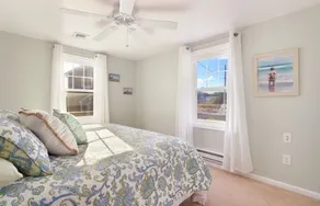 Premier Oceanfront house, steps to the beach! - Image 4