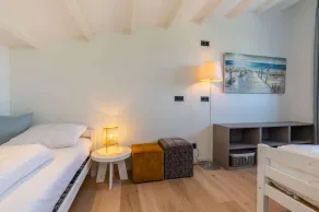 Attractive holiday home, sunny garden, 150 meters from the beach - Image 5