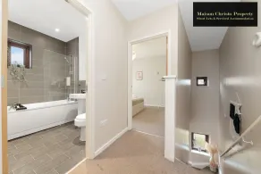 Trendy 2BR Apartment With Large Terrace Near Canary Wharf, Excel, O2 & Stratford - Image 4