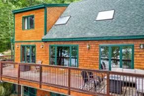 Beautifully Updated Winnipesaukee Lakefront Home Accommodates 12 - Image 5
