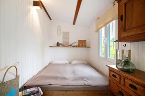 Holiday Home \"Lütte Hütte\" with Private Terrace and Wi-Fi - Image 5