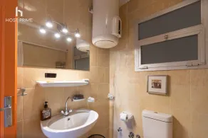 Comfy Apartment in Rehab City - Image 2