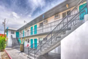 Krym - Studios in Wynwood - Image 3