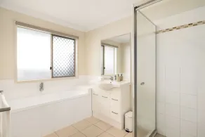 Smart Suites Self Check-in Apartments 12 Stockport - Image 3