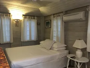 Beach Pavillion At James Bay  (Sleeps 2, 1 Bedroom) - Image 4