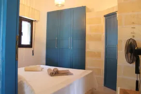 Top equipped house, 4-5 beds in 2-3 bedrooms, 1 bathroom,   - Image 4