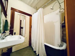 Redwoods Grove Lodge | Big House 7 Bed Retreat - Image 2