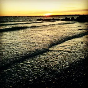 Meeresbrisen und strahlende Sonnenuntergänge - Image 4
