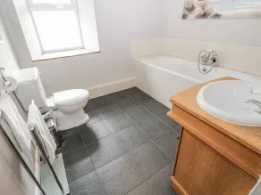 Mill Race House - Image 4