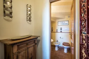 « Villa Erbolino » avec jardin privé, baignoire extérieure en pierre et Wi-Fi - Image 4