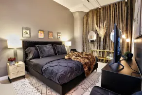 Downtown LA Loft w/ Rock & Roll Vibe, Rooftop Pool + Free Parking - Image 5