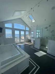 Spectacular Waterfront Montauk Beach house In Massapequa, LI - Image 2