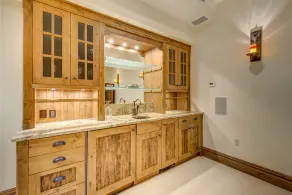115 Village Walk - Image 3